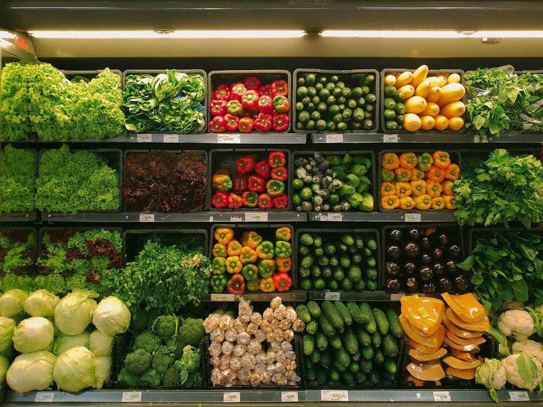 Produtos de mercado em fotografia ilustrativa